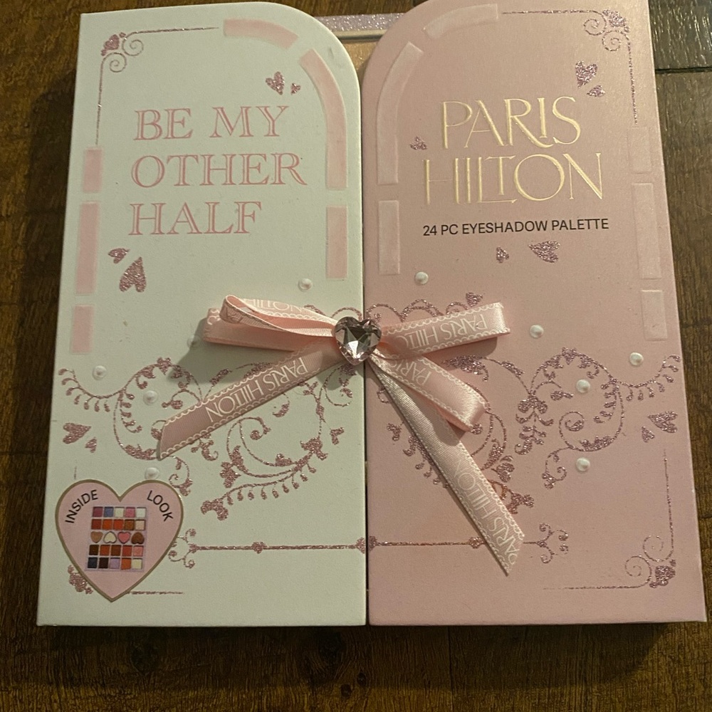 Paris Hilton Pink Eyeshadow Palette